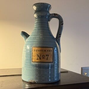 Brigdehamptom Cruet Vase